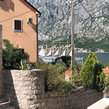 Apartmani Petrija Prčanj Extérieur photo