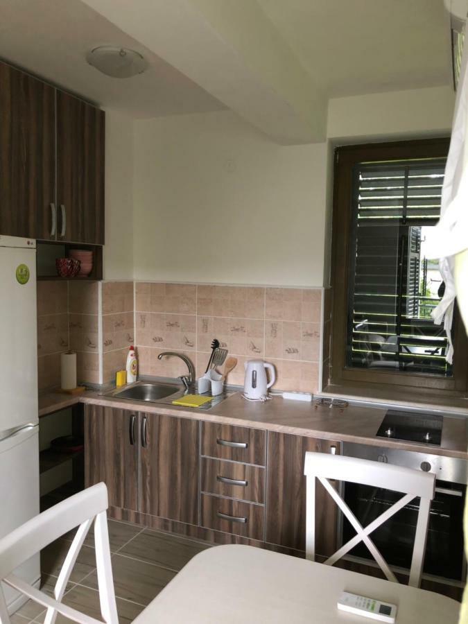 Apartmani Petrija Prčanj Extérieur photo