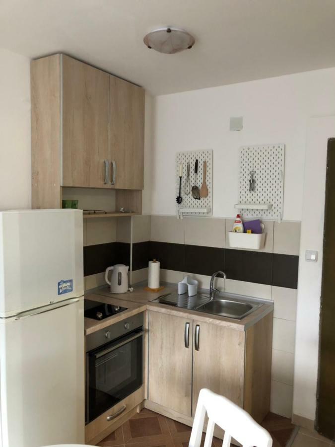 Apartmani Petrija Prčanj Extérieur photo