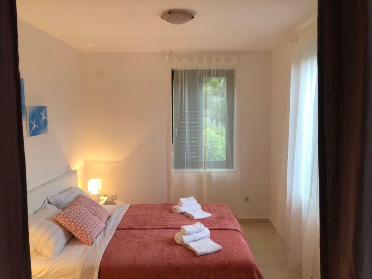 Apartmani Petrija Prčanj Extérieur photo