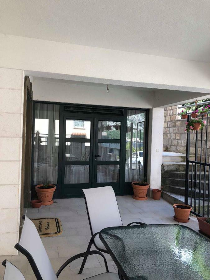 Apartmani Petrija Prčanj Extérieur photo