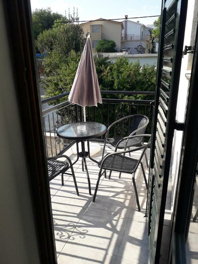 Apartmani Petrija Prčanj Extérieur photo